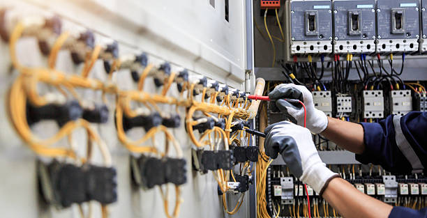 Professional Electrician technician working in Rolla, ND